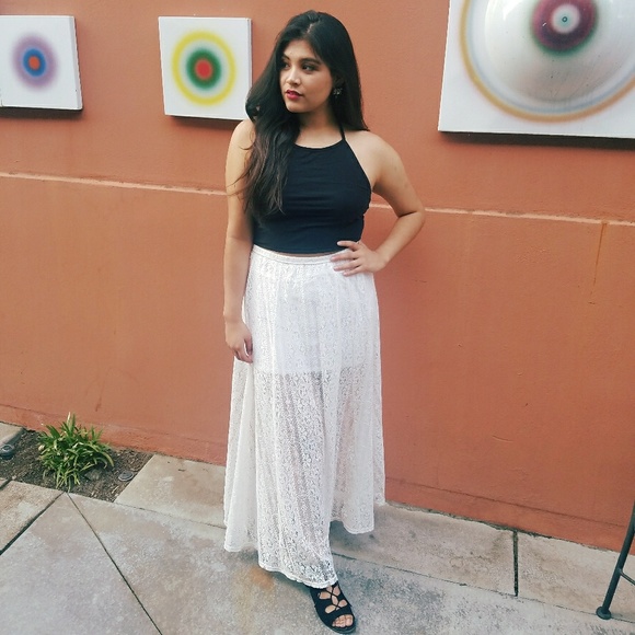 Meet your Posher, Elizabeth - Picture 1 of 4